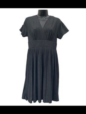 Simply Vera Black V-Neck Short Sleeve Midi Dress Size L